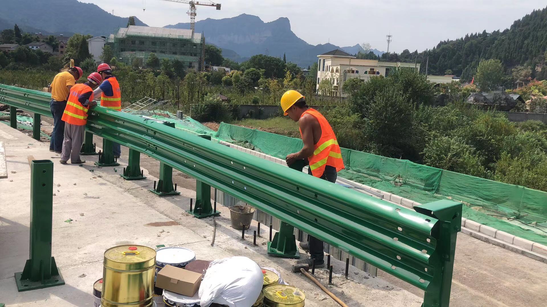 札达县高速公路波形护栏热镀锌波形护栏 - 推荐